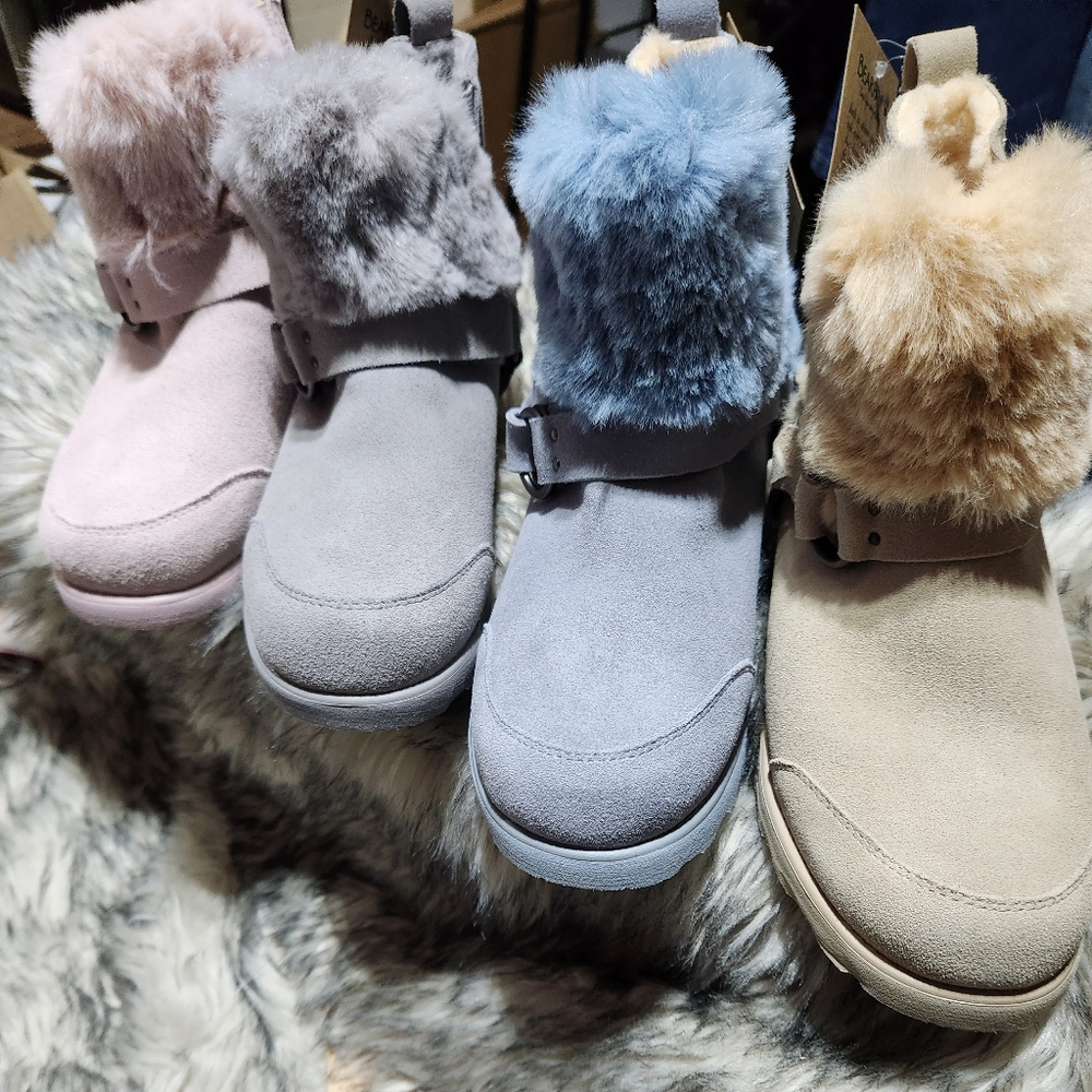  Women's NWT in Box BEARPAW Roxy Suede Moto Boot Water & Stain-Repellent